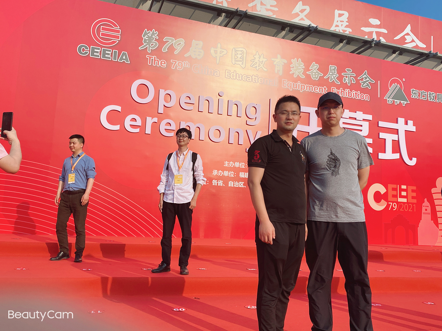 271619484345105096210.jpg 02.jpg